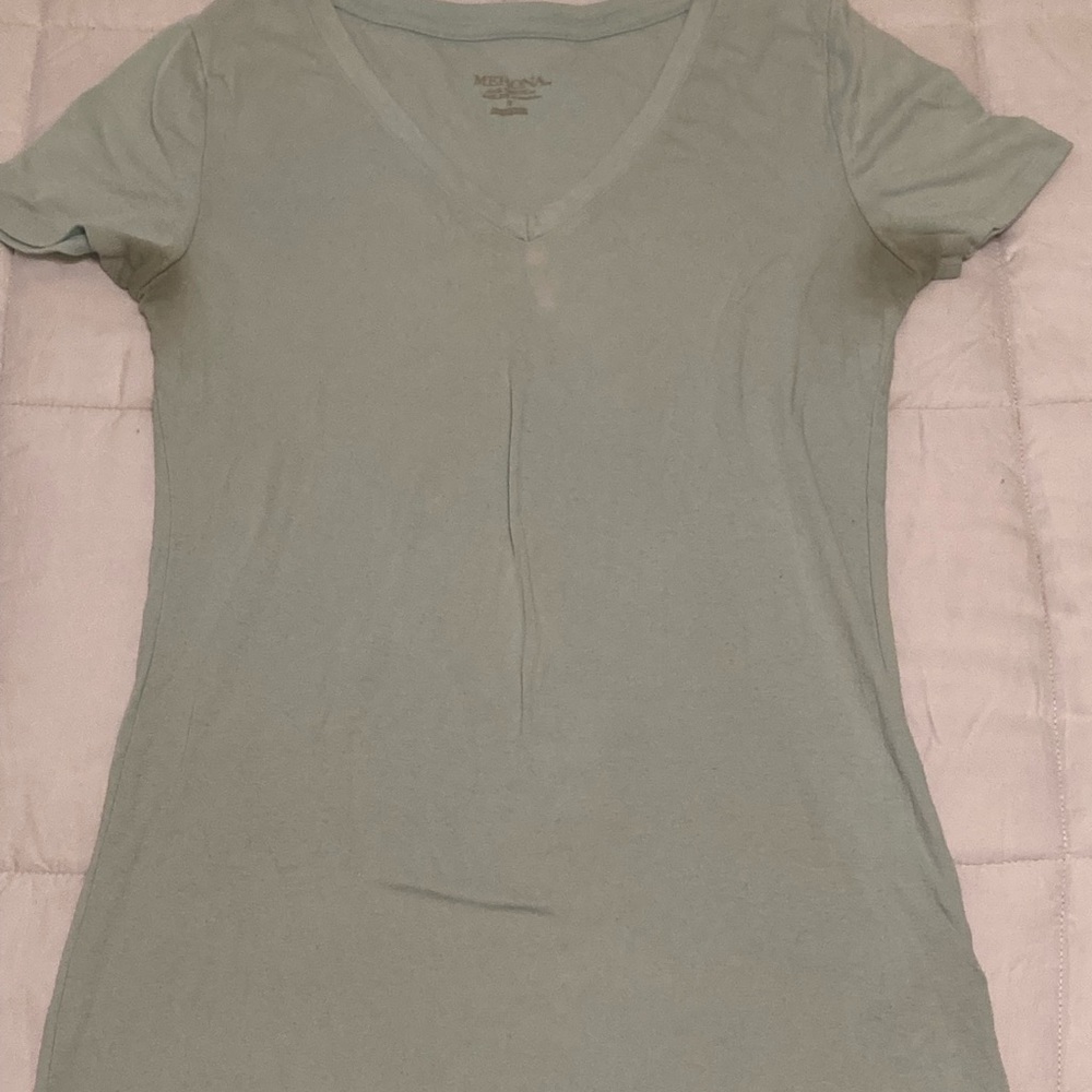 Women’s mint green t shirt
